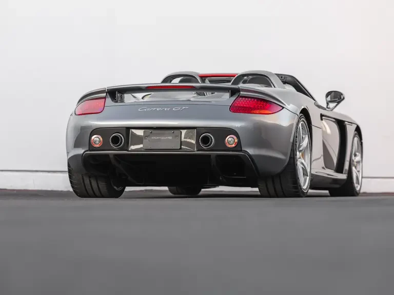 2005 Porsche Carrera GT - Image 29 of 31