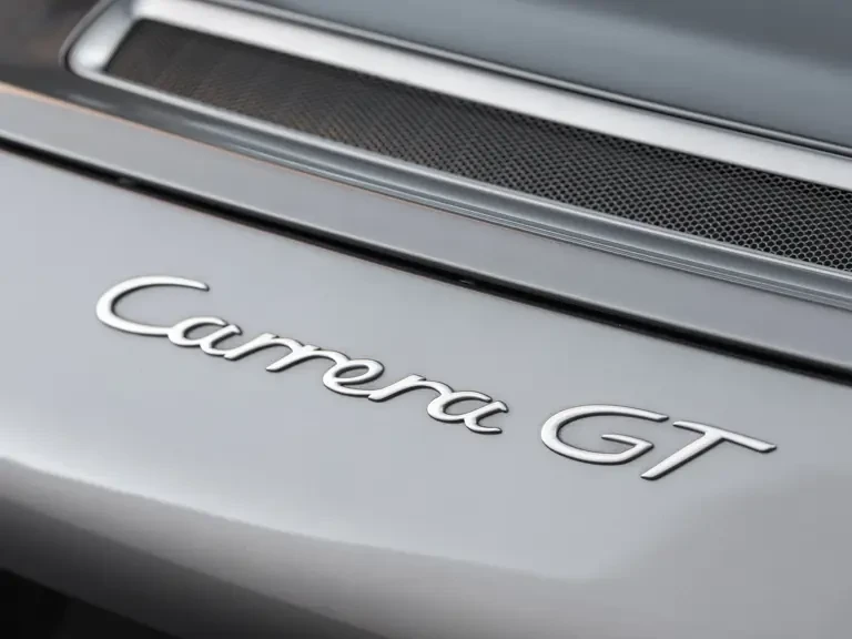 2005 Porsche Carrera GT - Image 8 of 31