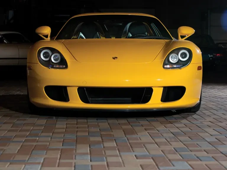 2005 Porsche Carrera GT - Image 13 of 18