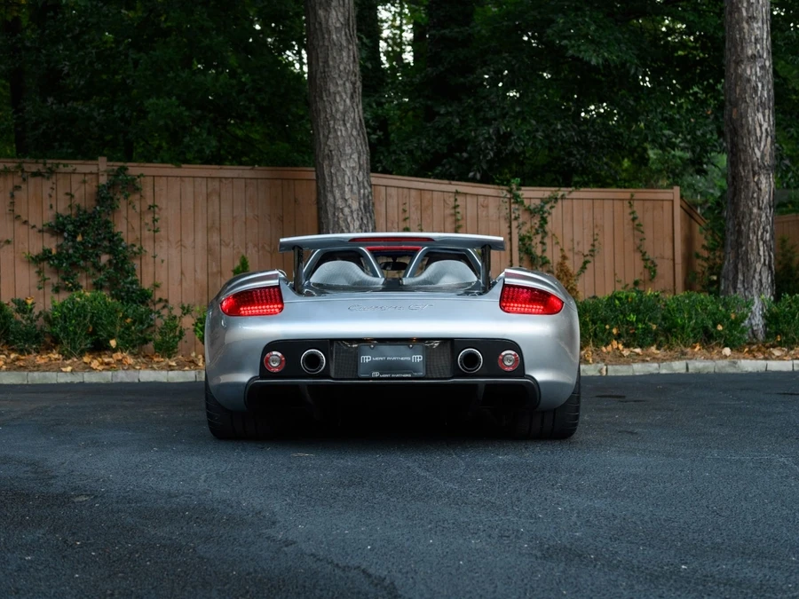 2005 Porsche Carrera GT - Image 10 of 31
