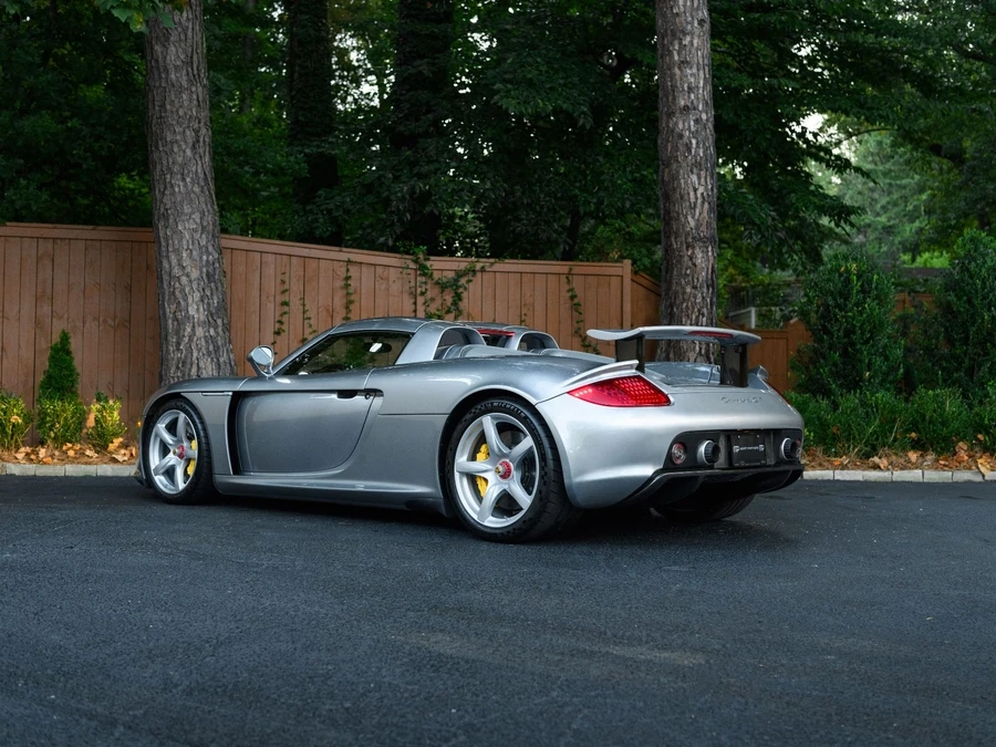2005 Porsche Carrera GT - Image 11 of 31