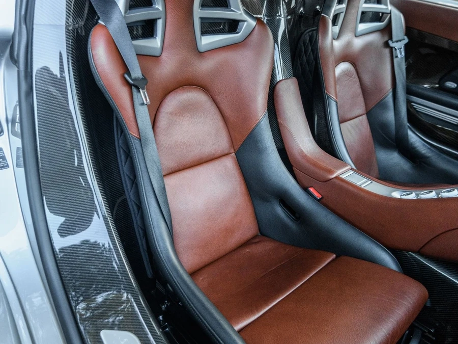 2005 Porsche Carrera GT - Image 22 of 31