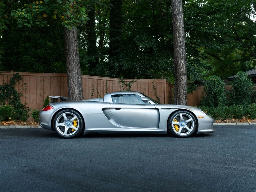 2005 Porsche Carrera GT - Image 8 of 31
