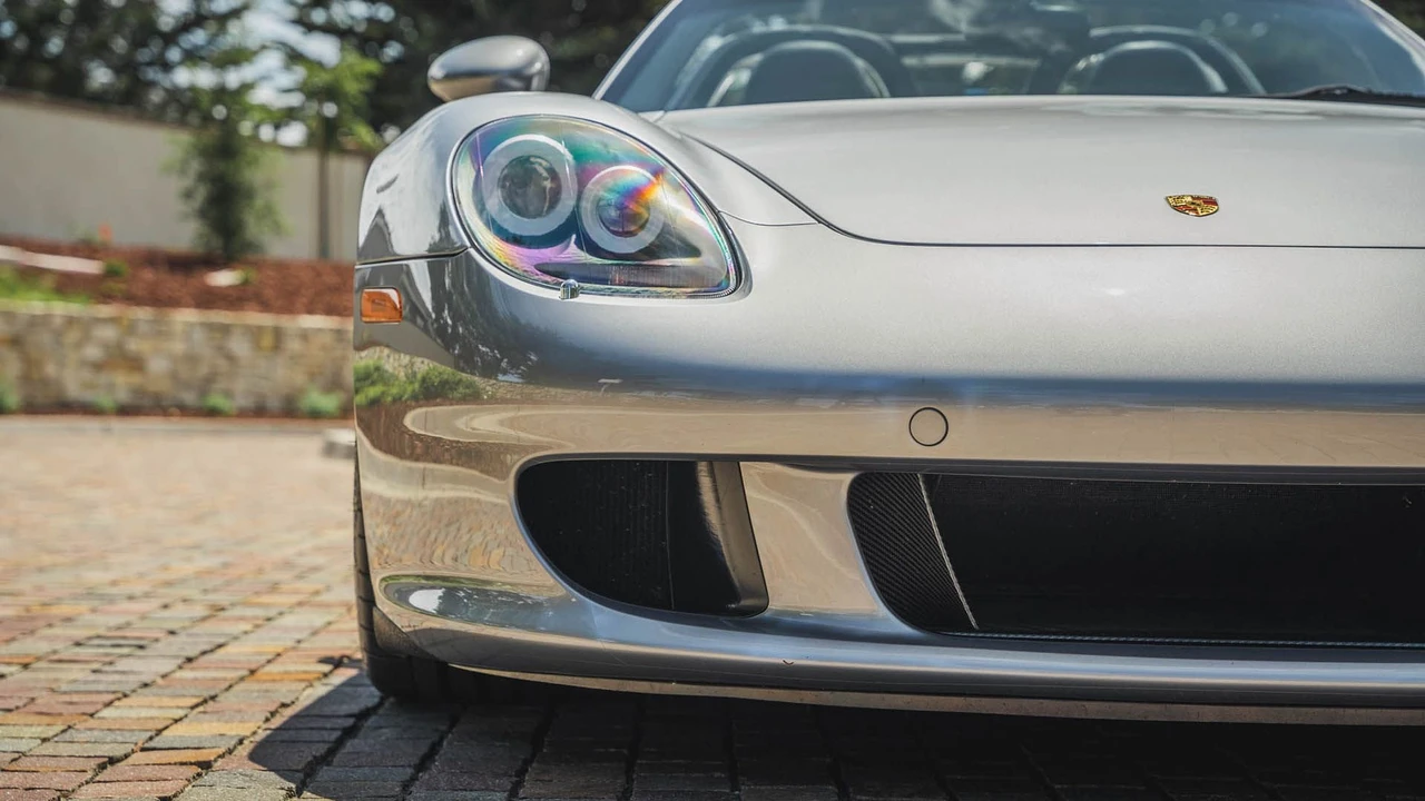 2005 Porsche Carrera GT - Image 20 of 31
