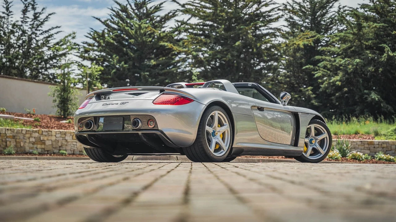 2005 Porsche Carrera GT - Image 21 of 31