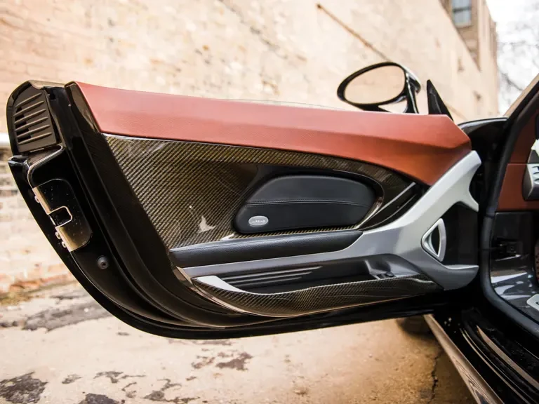 2005 Porsche Carrera GT - Image 24 of 31