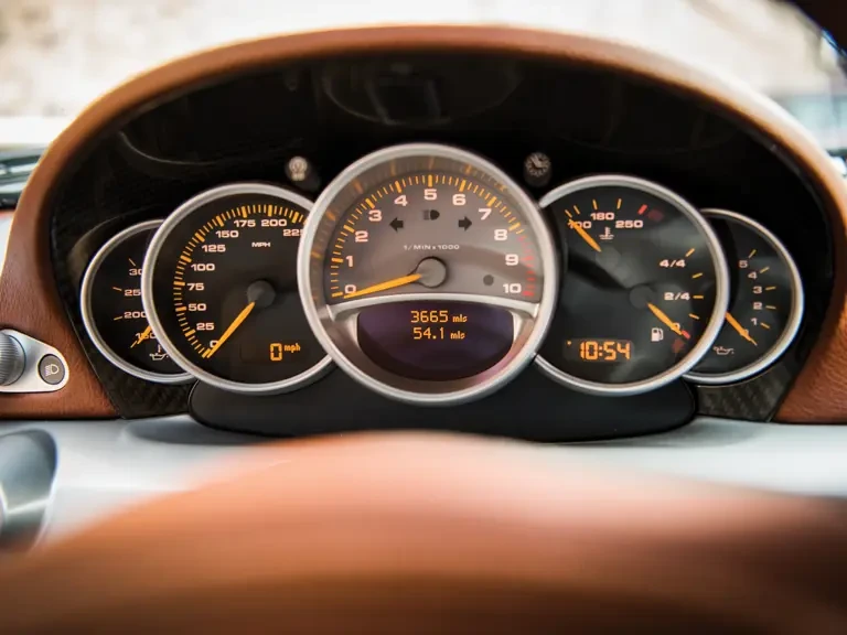 2005 Porsche Carrera GT - Image 21 of 31