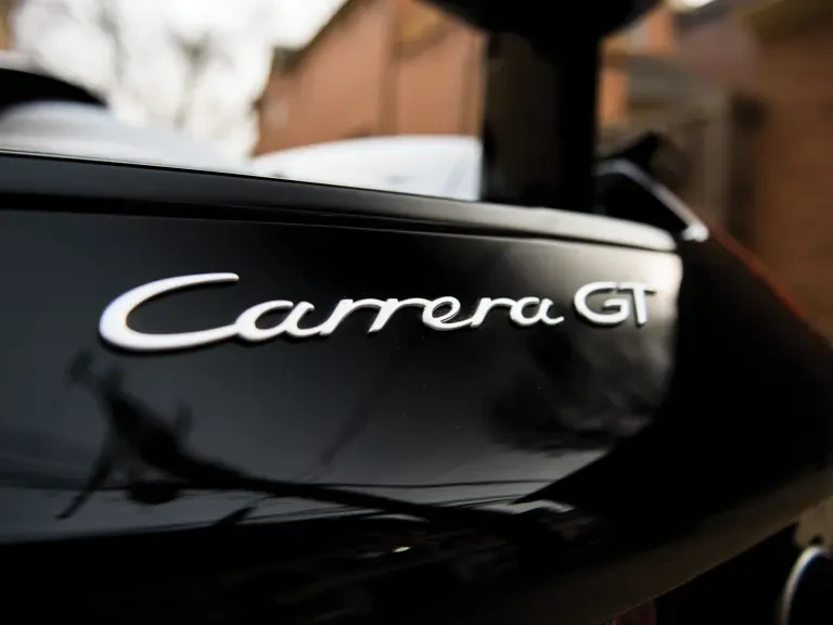 2005 Porsche Carrera GT - Image 10 of 31