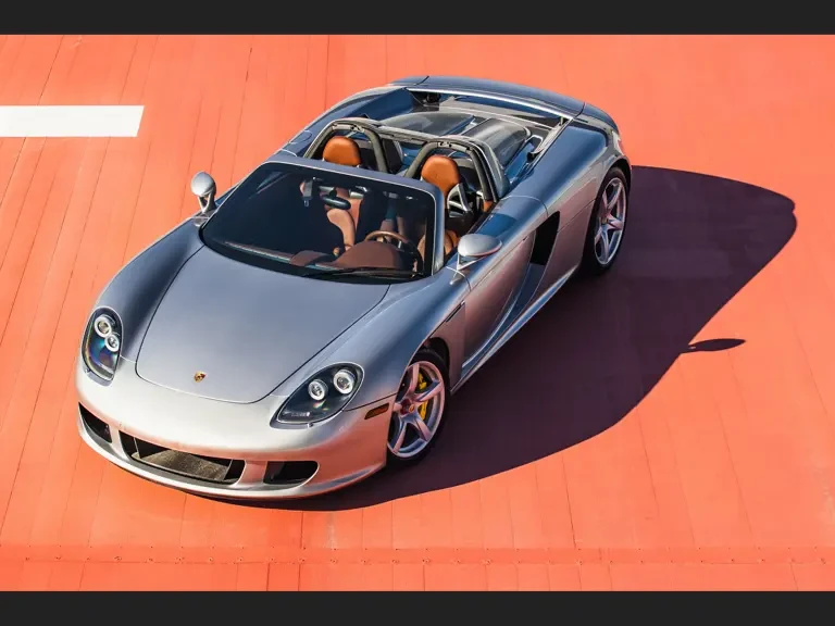2005 Porsche Carrera GT - Image 13 of 31
