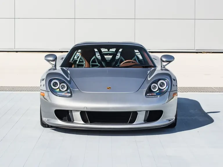 2005 Porsche Carrera GT - Image 8 of 31
