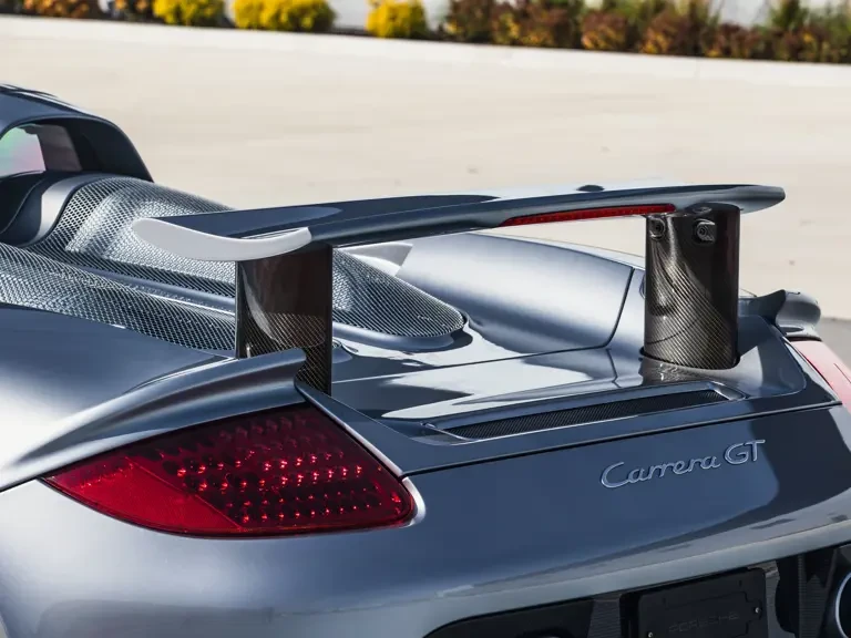 2005 Porsche Carrera GT - Image 18 of 31