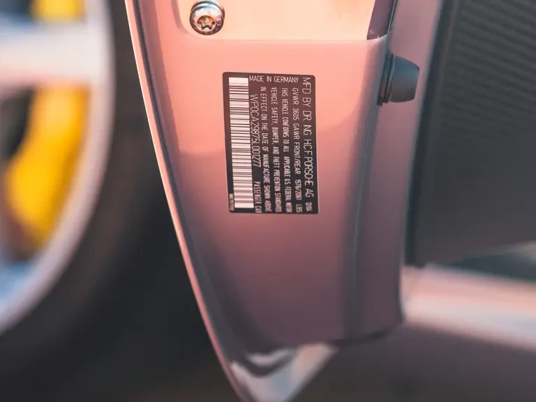 2005 Porsche Carrera GT - Image 30 of 31