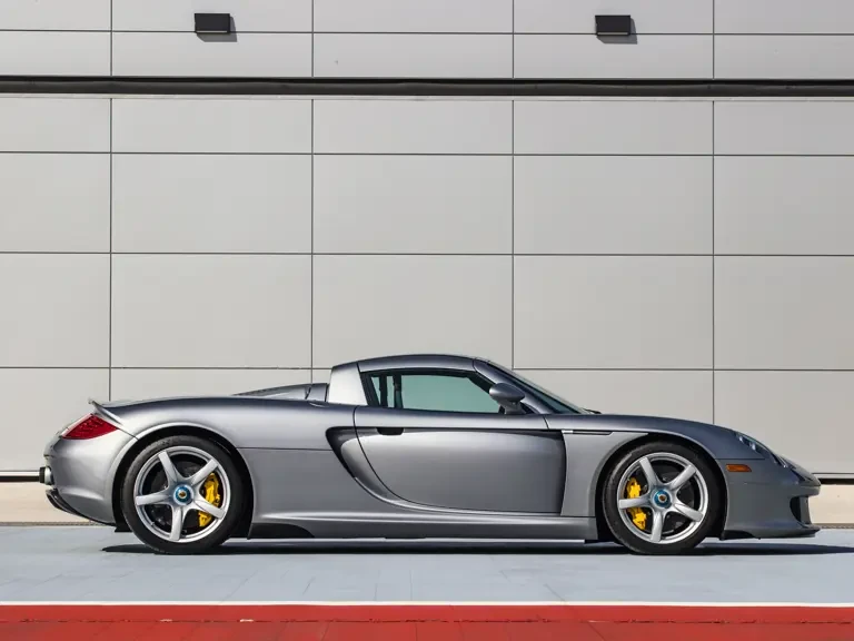 2005 Porsche Carrera GT - Image 6 of 31