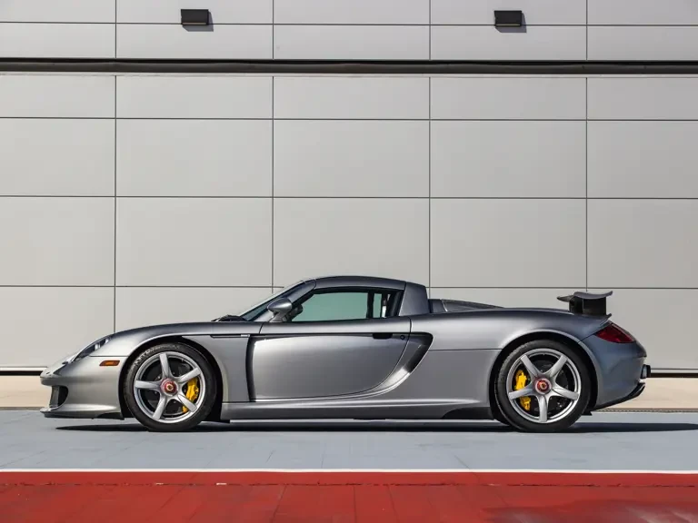 2005 Porsche Carrera GT - Image 10 of 31