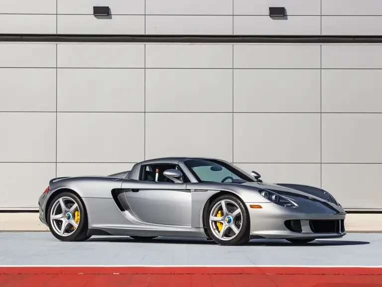 2005 Porsche Carrera GT - Image 11 of 31