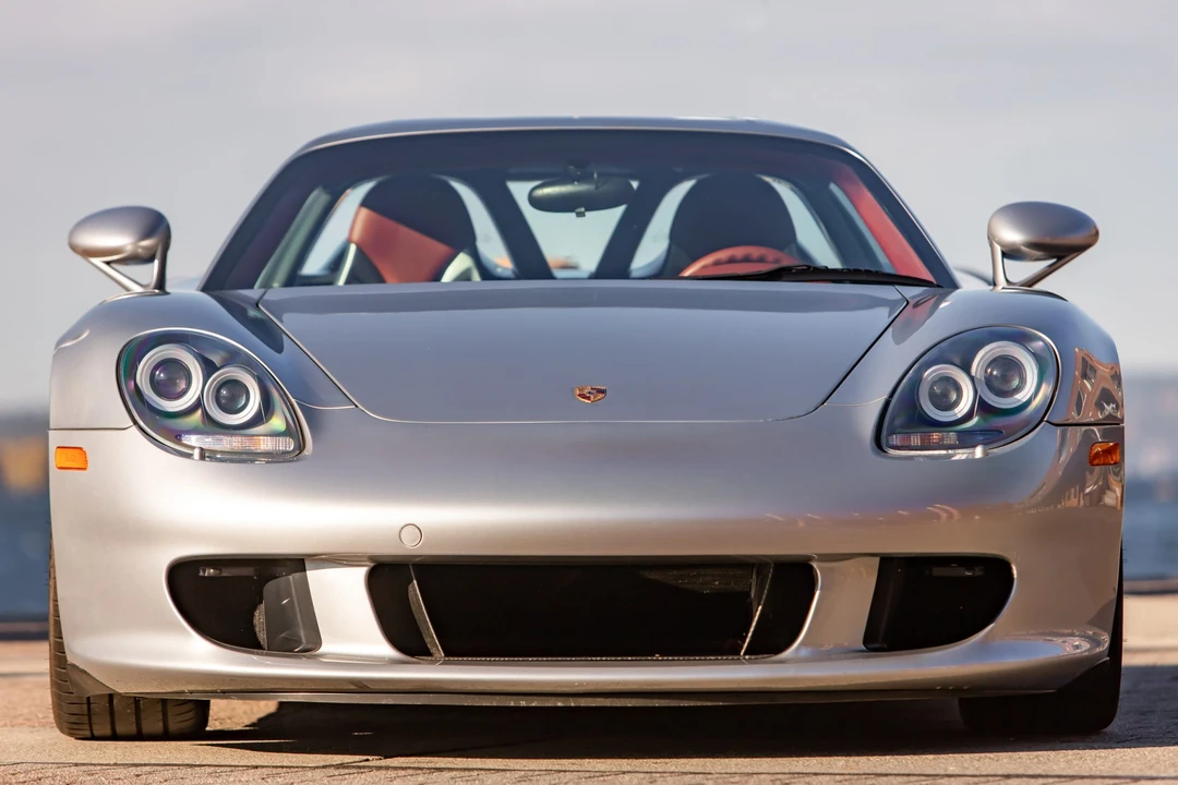2005 Porsche Carrera GT - Image 13 of 31