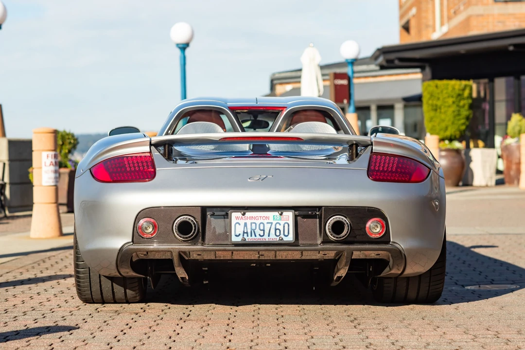 2005 Porsche Carrera GT - Image 8 of 31