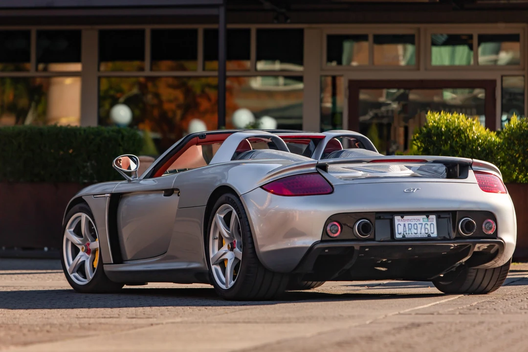 2005 Porsche Carrera GT - Image 19 of 31