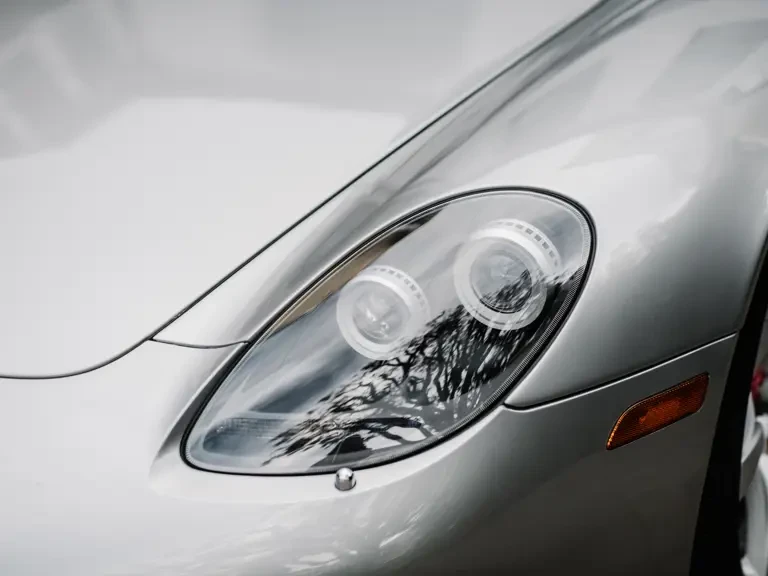2005 Porsche Carrera GT - Image 23 of 31