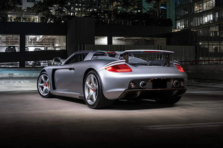 2005 Porsche Carrera GT - Image 11 of 26