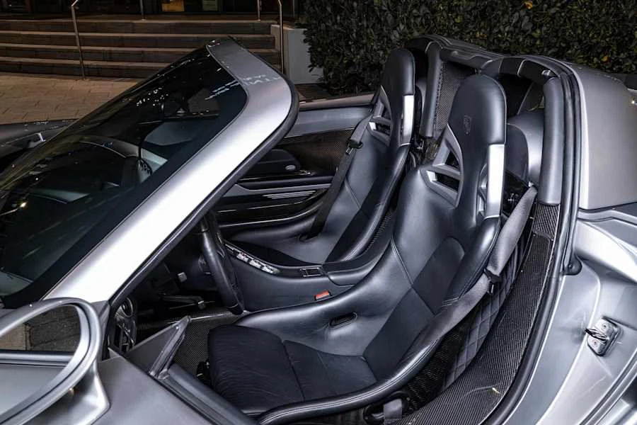 2005 Porsche Carrera GT - Image 23 of 26