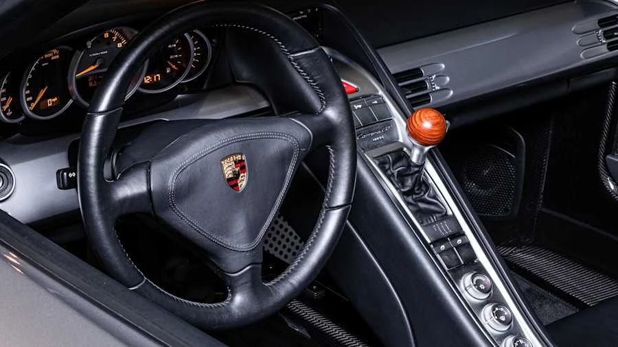 2005 Porsche Carrera GT - Image 21 of 26