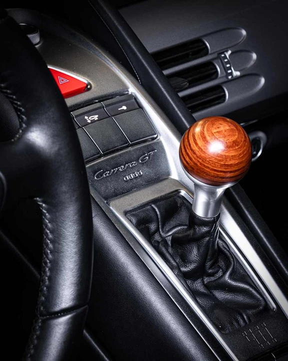 2005 Porsche Carrera GT - Image 25 of 26