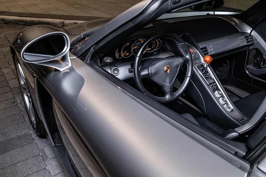 2005 Porsche Carrera GT - Image 22 of 26