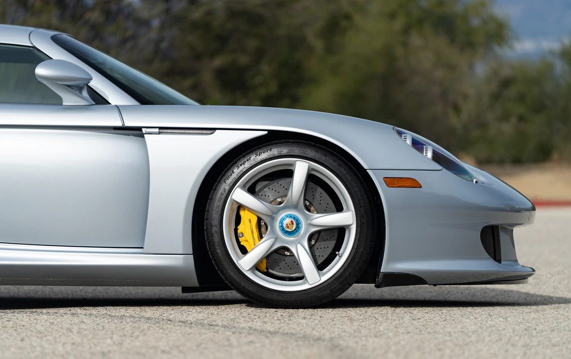 2005 Porsche Carrera GT - Image 23 of 31