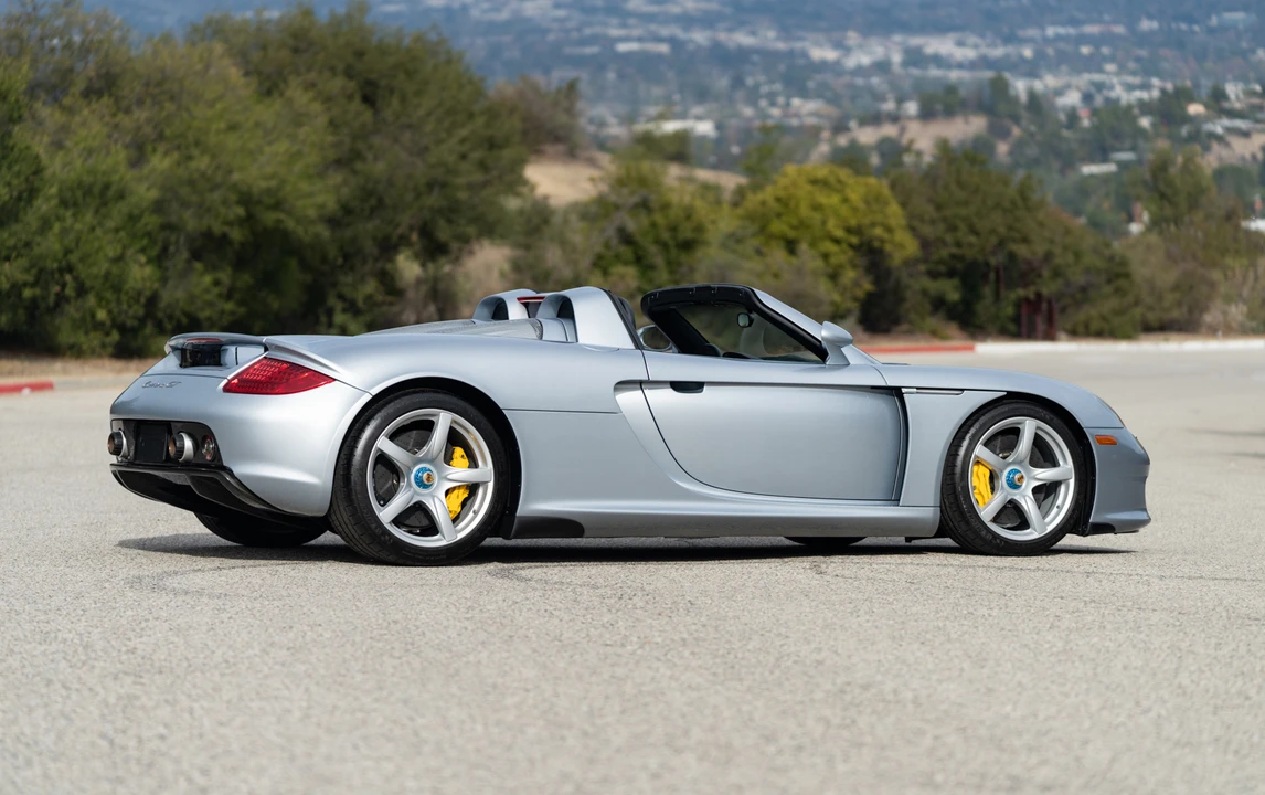 2005 Porsche Carrera GT - Image 8 of 31
