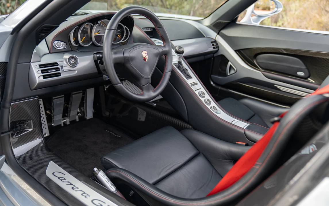 2005 Porsche Carrera GT - Image 29 of 31