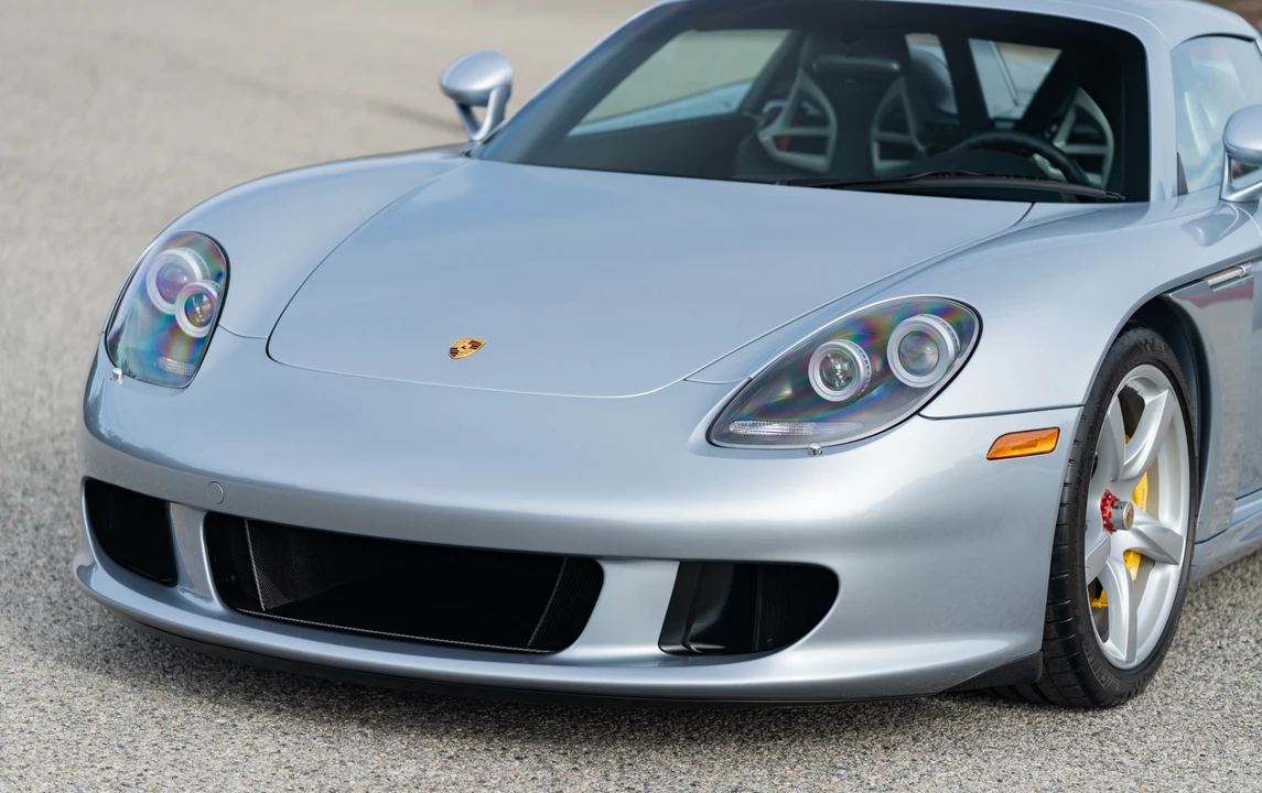 2005 Porsche Carrera GT - Image 18 of 31
