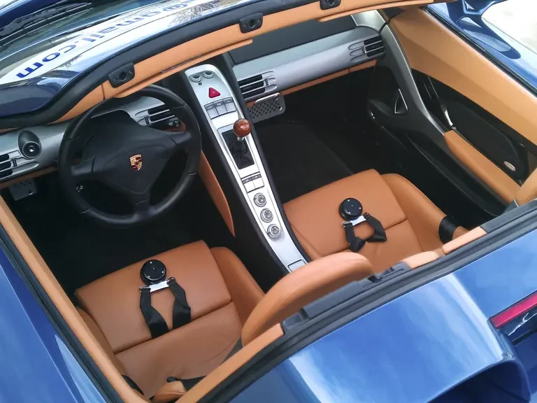 2005 Porsche Carrera GT - Image 5 of 8