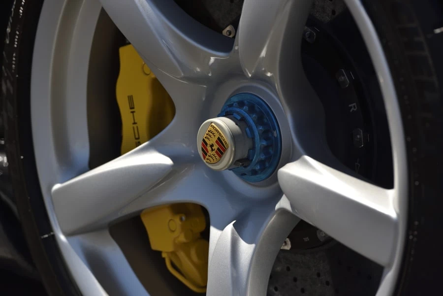 2005 Porsche Carrera GT - Image 14 of 31