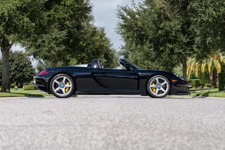 2005 Porsche Carrera GT - Image 25 of 31