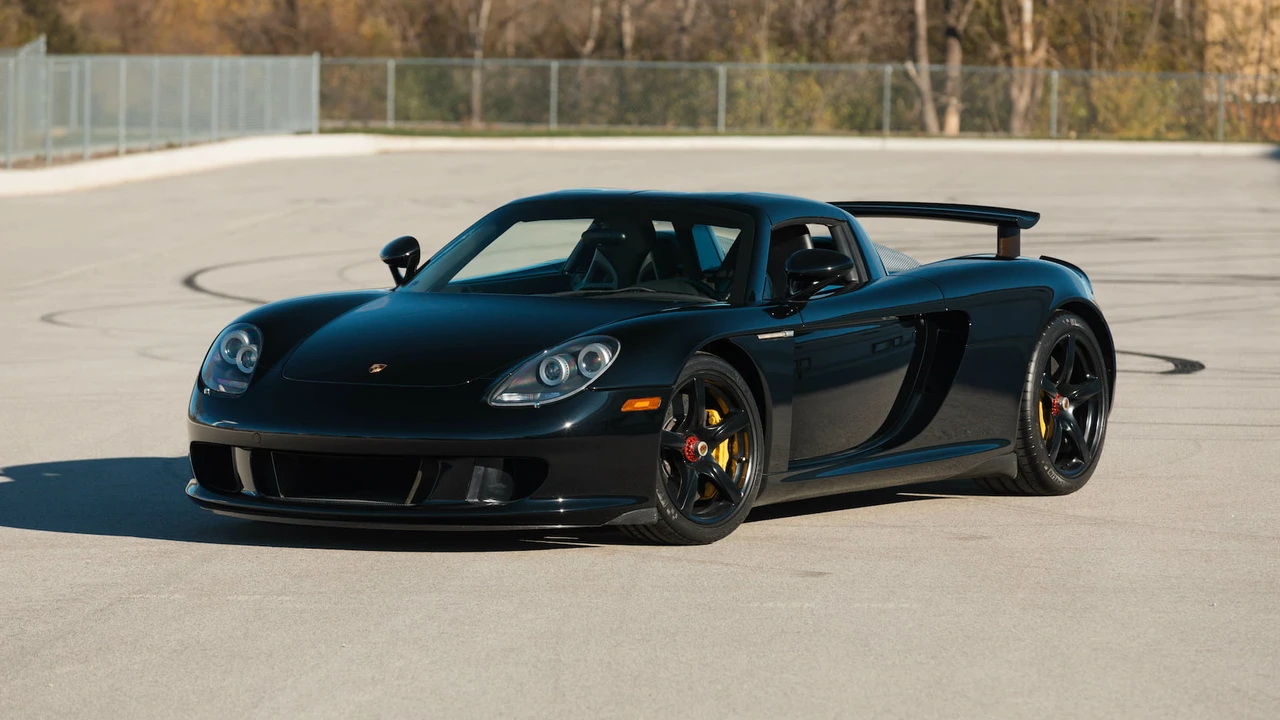 2005 Porsche Carrera GT - Image 25 of 31