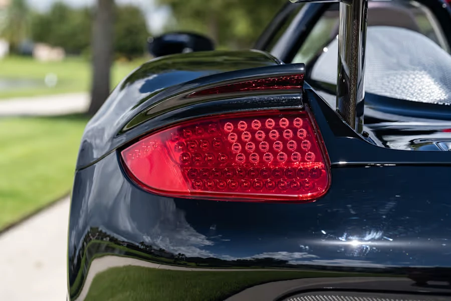2005 Porsche Carrera GT - Image 21 of 31