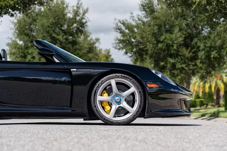 2005 Porsche Carrera GT - Image 22 of 31