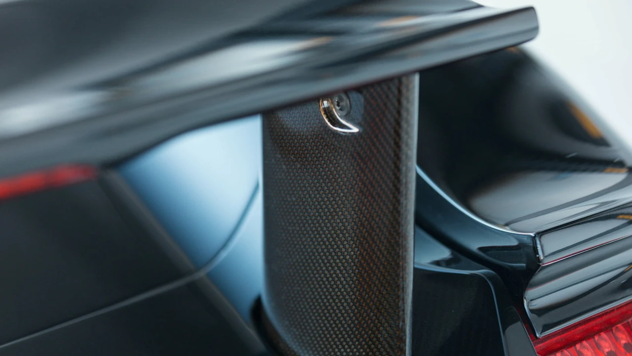 2005 Porsche Carrera GT - Image 31 of 31