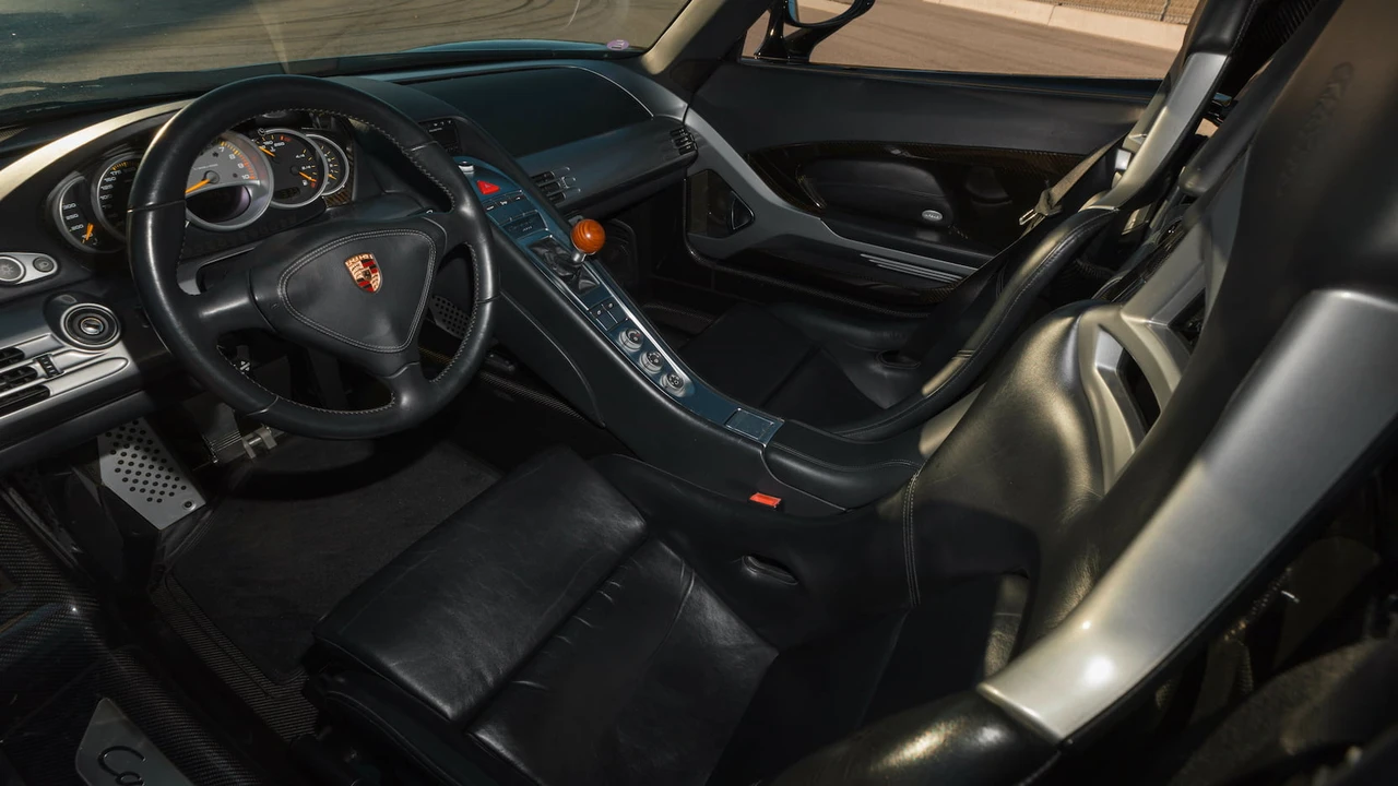 2005 Porsche Carrera GT - Image 4 of 31