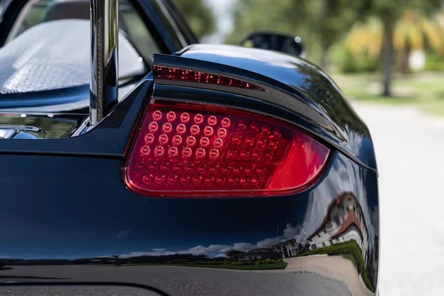 2005 Porsche Carrera GT - Image 24 of 31