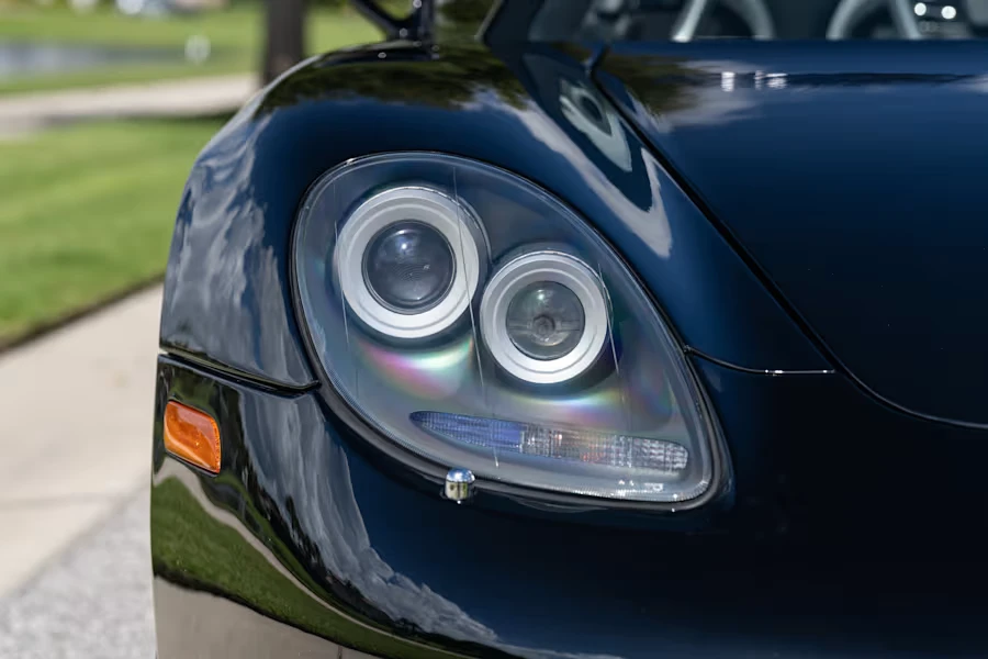 2005 Porsche Carrera GT - Image 15 of 31