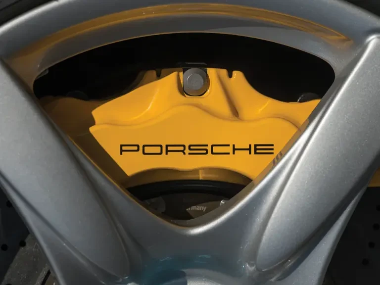 2005 Porsche Carrera GT - Image 11 of 31