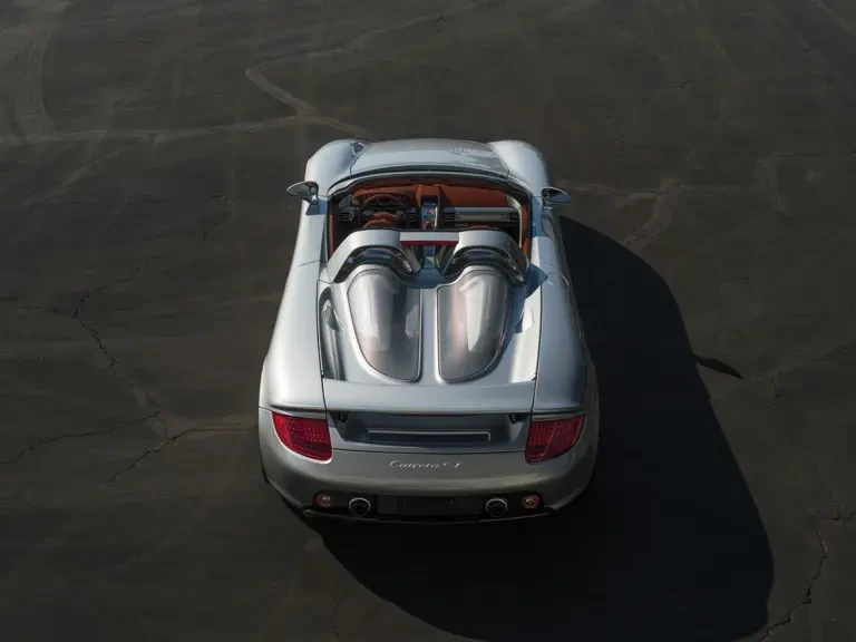 2005 Porsche Carrera GT - Image 28 of 31