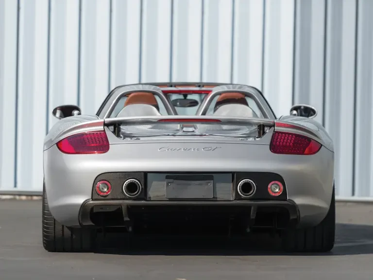 2005 Porsche Carrera GT - Image 13 of 31