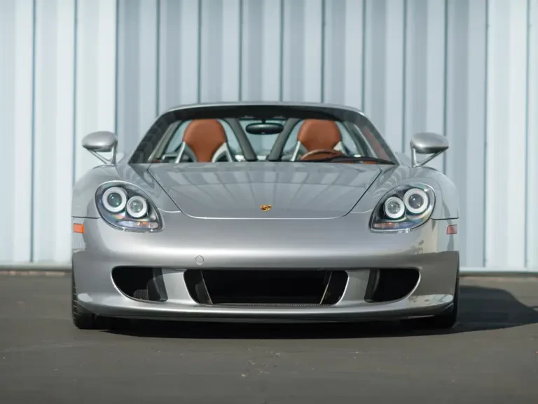 2005 Porsche Carrera GT - Image 12 of 31