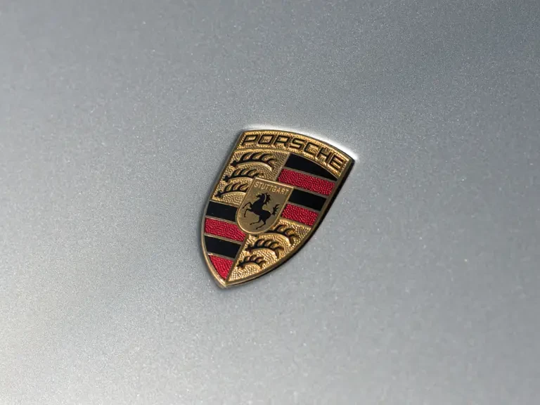 2005 Porsche Carrera GT - Image 7 of 31