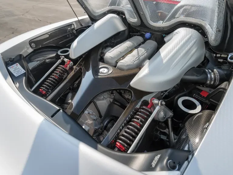 2005 Porsche Carrera GT - Image 29 of 31