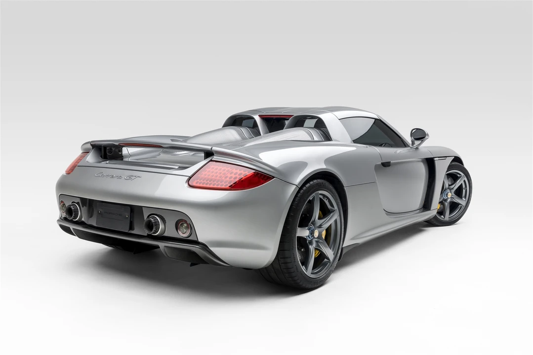 2005 Porsche Carrera GT - Image 9 of 31