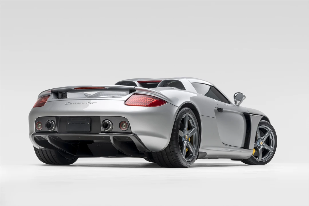 2005 Porsche Carrera GT - Image 10 of 31